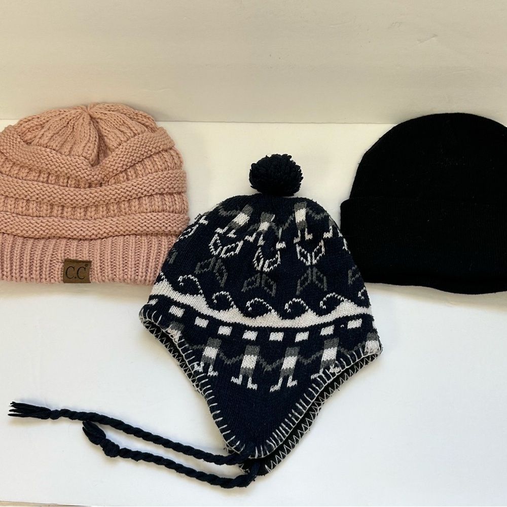 Hats / 3 in bundle/ laundered flat dryed/ see all pictures / one size